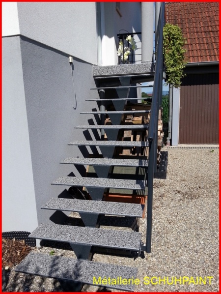 5b48ad8ec714f_escaliers-exterieur-25-.jpg